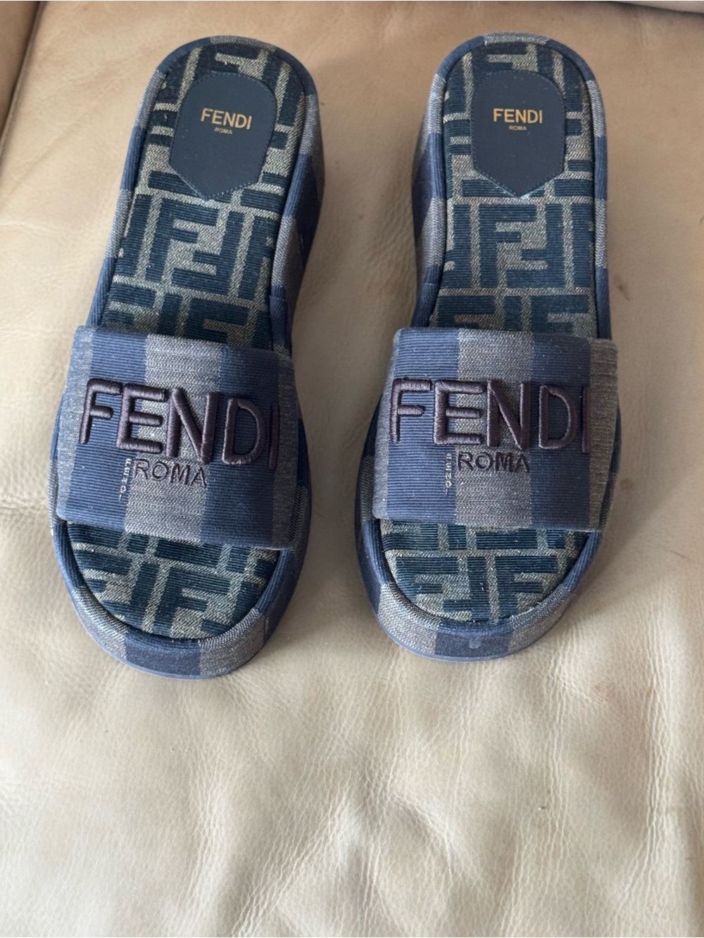 Fendi Sunshine Pequin Striped Platform Sandals - Picture 6 of 9